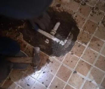 鹿邑卫生间漏水维修公司为您分享下卫生间渗水如何处理及注意事项