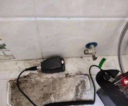 鹿邑屋顶漏水维修公司分享下卫生间漏水的危害及解决方法